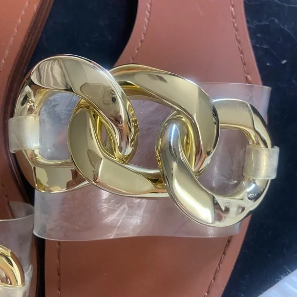 Zara Women's Sandals with Gold Chain Accent - Picture 4 of 6